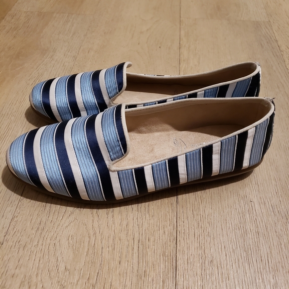 AEROSOLES NWOT Navy and White Striped Loafers - Picture 4 of 7